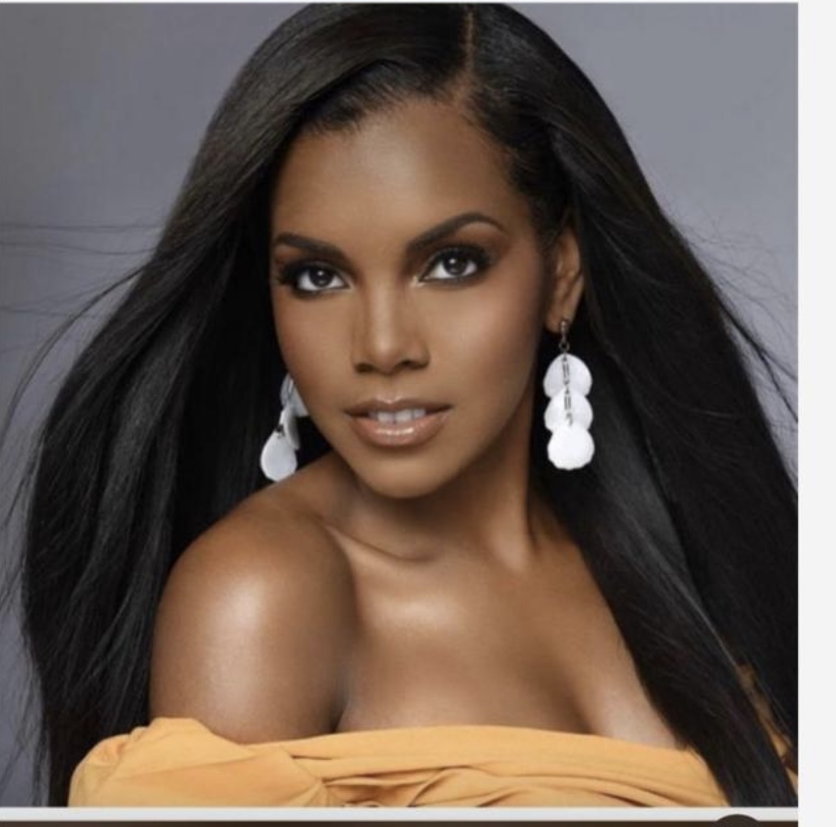 Elle Luxury Extensions Sleek Straight